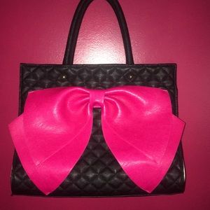 Betsy Johnson Tote 💅🏽